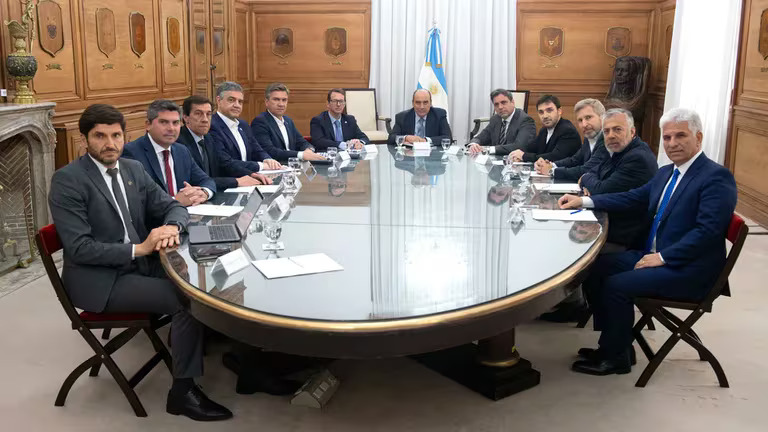 Francos recibe a los gobernadores de Juntos por el Cambio en la previa del discurso de Mauricio Macri en La Boca