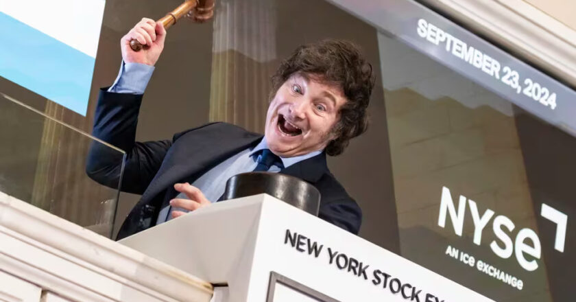 Milei tocó la campana y habló ante inversores en Wall Street: “Vamos a liberar el cepo cuando la tasa de inflación sea cero”