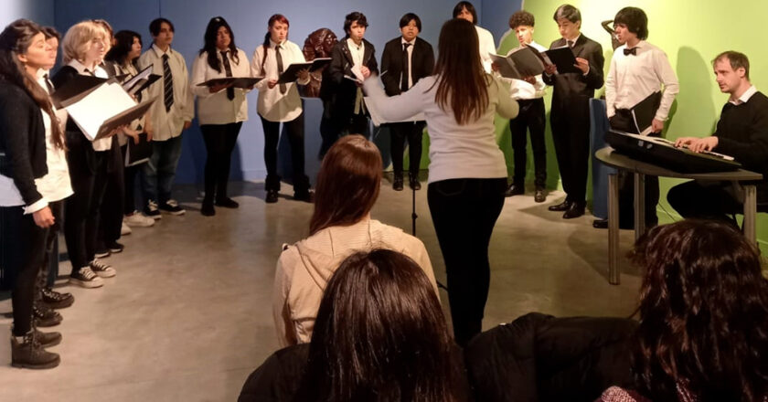 Encuentro musical en el Museo Perlotti